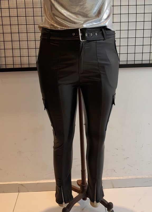 PANTALON CHUPIN ENGOMADO en Talles Reales TALLES GRANDES